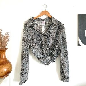 Vintage Leopard Print Half Button Down Shirt